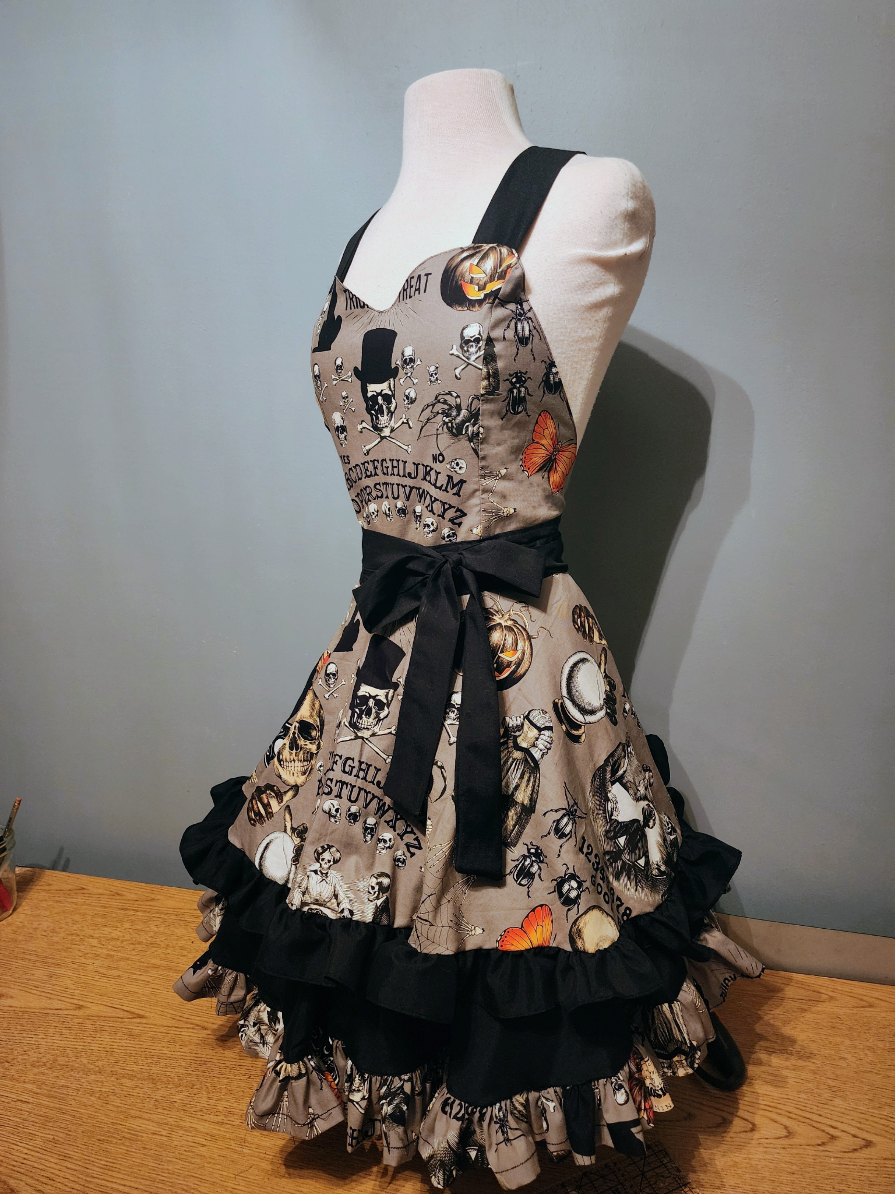 Custom Made-to-Order Sweetheart Pinup Apron | Fully Lined, Ruffled & Handcrafted with Your Choice of Print